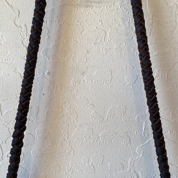 🎉 HOST PICK‼️ GORGEOUS AUTHENTIC LOUIS VUITTON REVAMPED CROSSBODY BAG‼️ - Picture 4 of 16